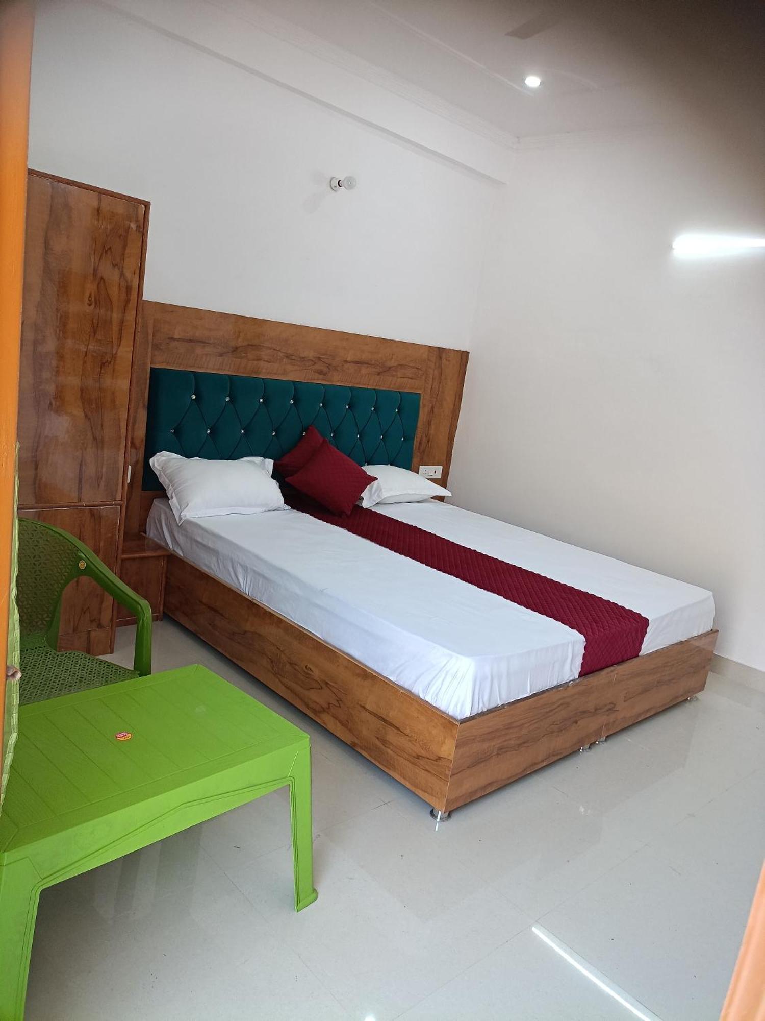 מוסורי Parvatiya Homestay מראה חיצוני תמונה