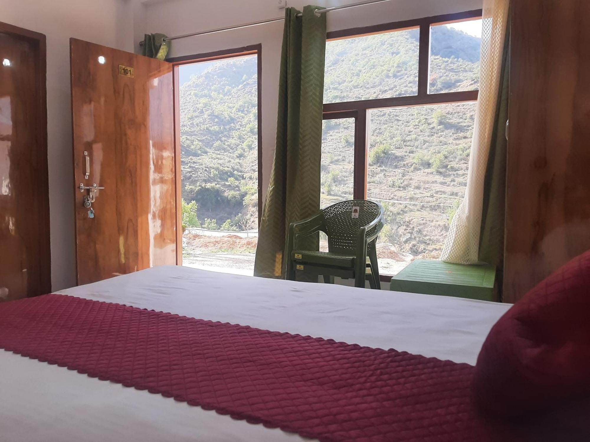מוסורי Parvatiya Homestay מראה חיצוני תמונה